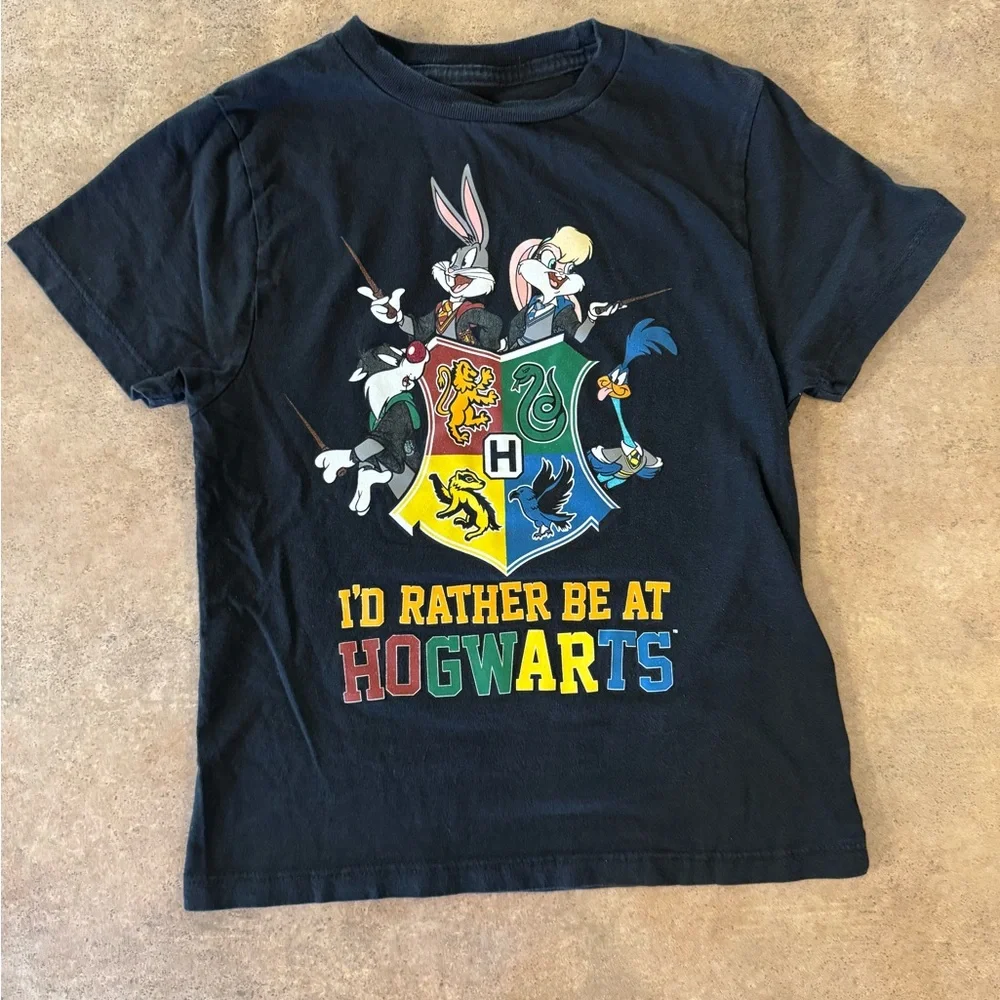 Looney Tunes/Hogwarts Collab Graphic Short Sleeve T-Shirt, Youth Size Small 6/7